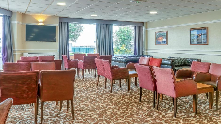 Grand Burstin Hotel Restaurant
