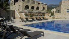 Anaxo Resort