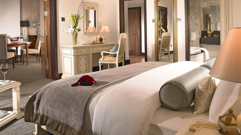 Rochestown Park Hotel Suite