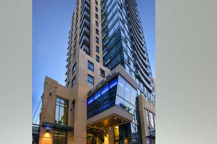 Hotel BLU Vancouver