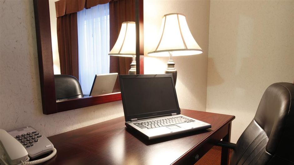Stonebridge Hotel Dawson Creek Other