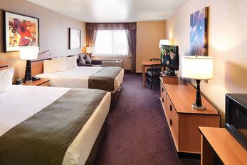 Crystal Inn Hotel & Suites Mid Valley