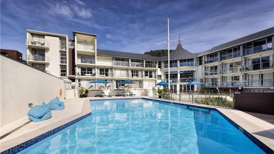 Picton Yacht Club Hotel Exterior