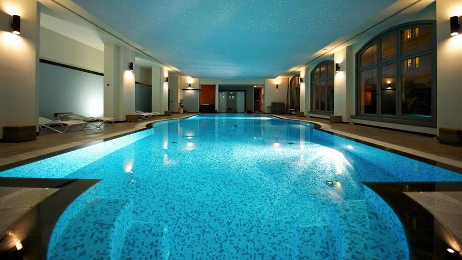 Grand Visconti Palace Pool