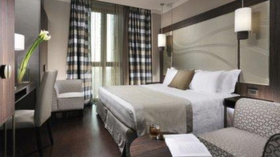 Uptown Palace Room