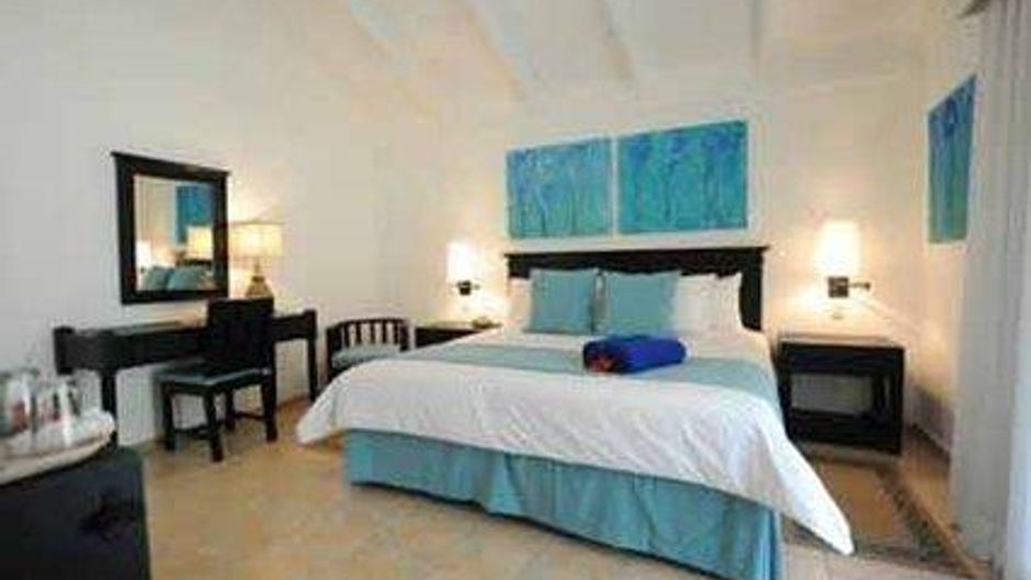 Blue Jack Tar Condos & Villas Room