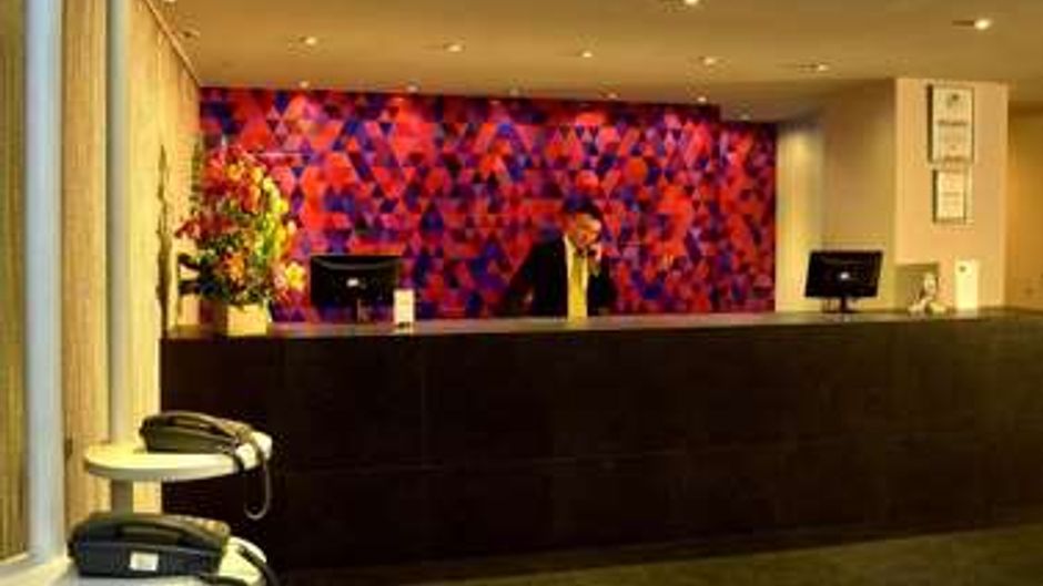 El Ejecutivo Hotel Lobby