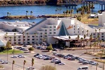 Avi Resort & Casino