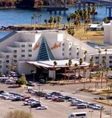 Avi Resort & Casino