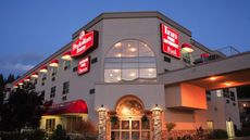 Hilltop Inn Salmon Arm