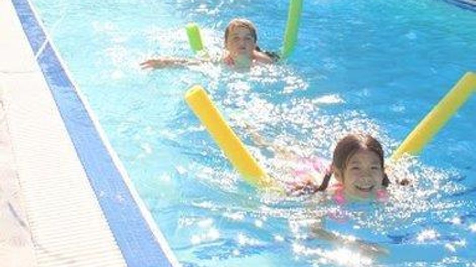 Hilltop Inn Salmon Arm Pool