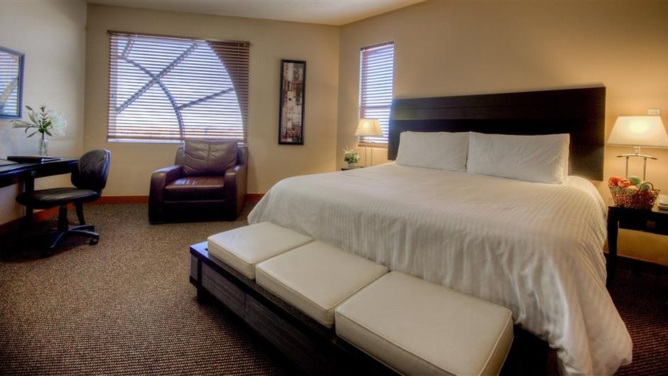 Podollan Inn & Spa Grande Prairie Room
