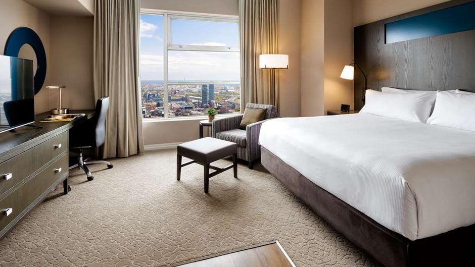 One King West Hotel & Residence Room