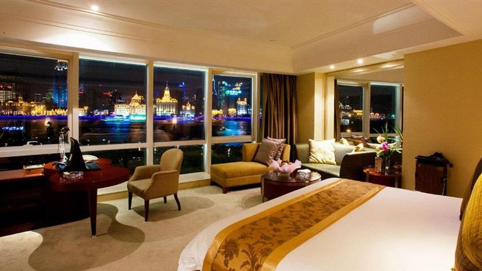 Oriental Riverside Hotel Room