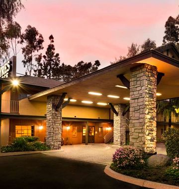 Ayres Lodge Alpine