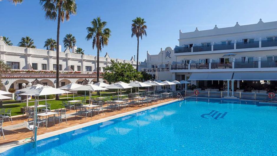 Playa de la Luz Pool