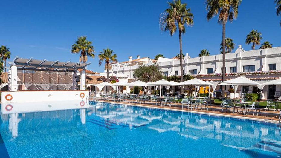 Playa de la Luz Pool