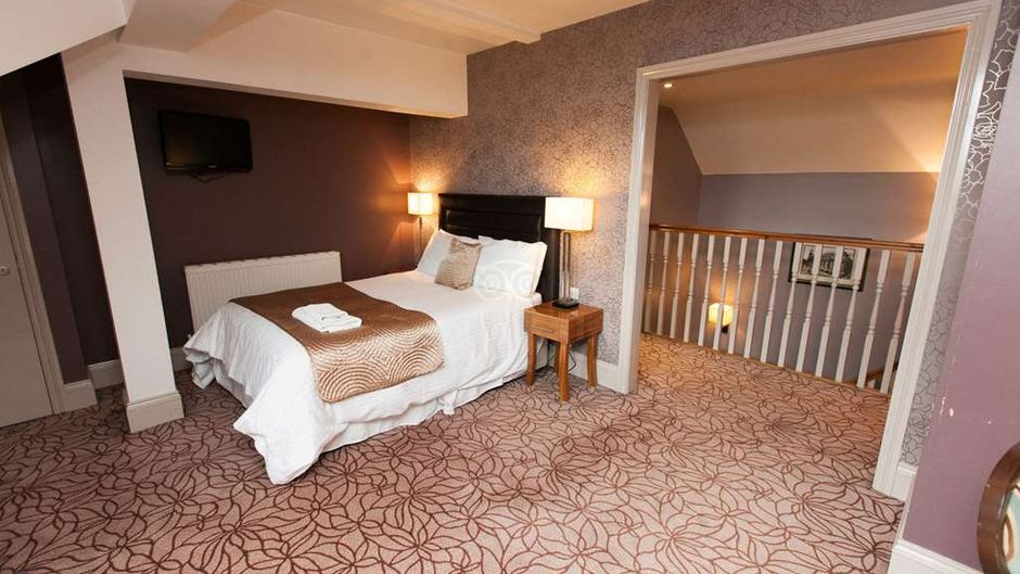 Gardens Hotel Room