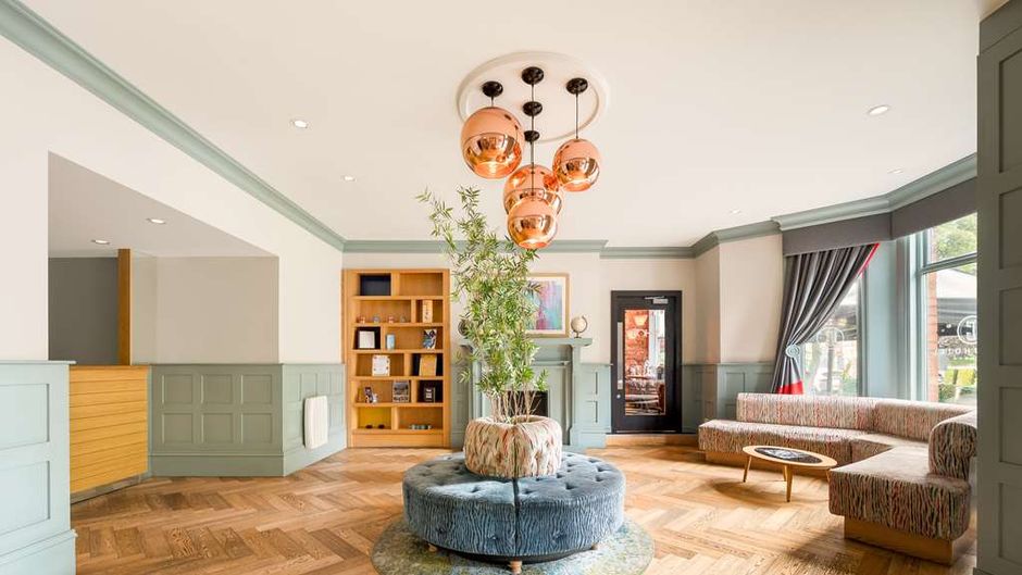 Cairn Hotel Newcastle Lobby