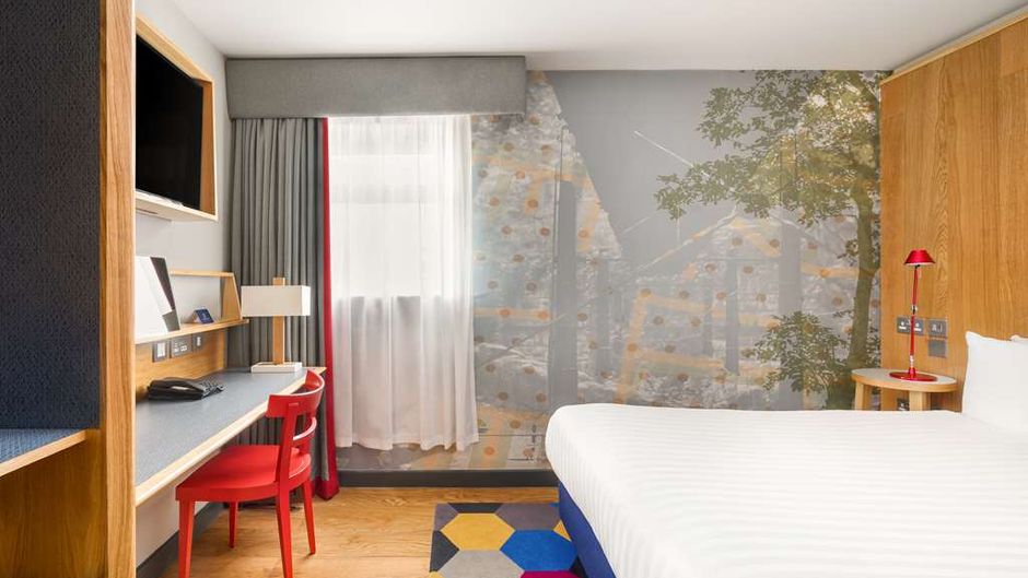 Cairn Hotel Newcastle Room