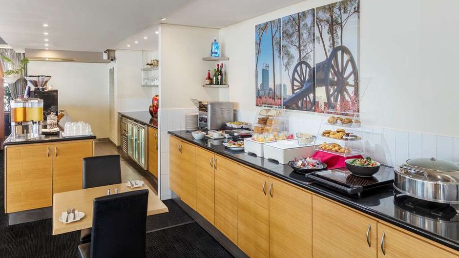 Nesuto Mounts Bay Perth Apartment Hotel Restaurant