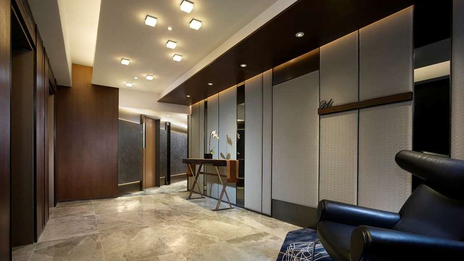 The Harbourview Lobby