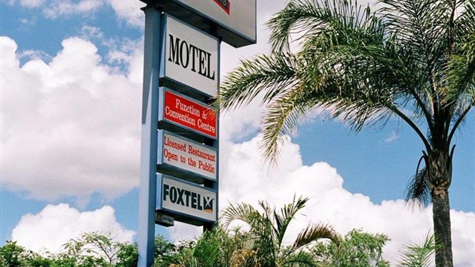Mount Ommaney Hotel Apartments Exterior