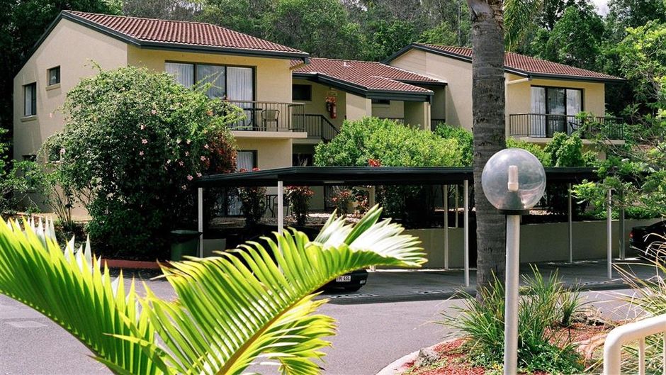 Mount Ommaney Hotel Apartments Exterior