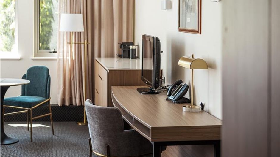 Lenna of Hobart Room