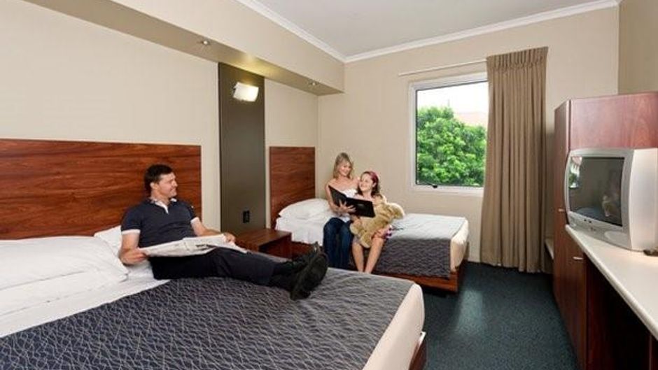 Rocklea International Hotel Room