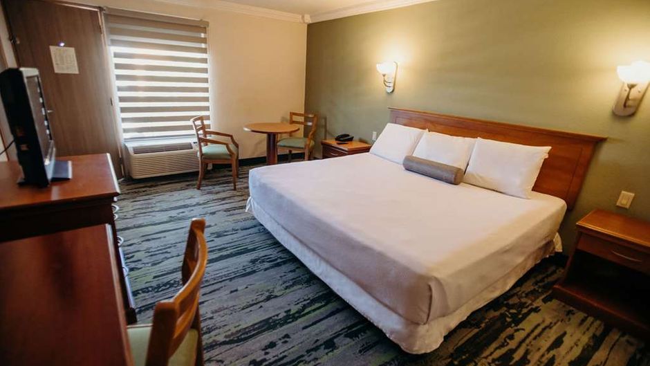 Calafia Hotel Room