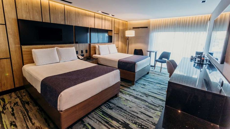 Araiza Hotel & Convention Ctr Room