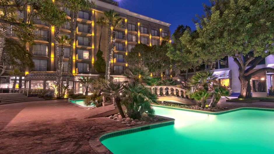 Hotel Lucerna Tijuana Pool