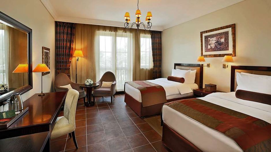 Arabian Ranches Golf Club Room