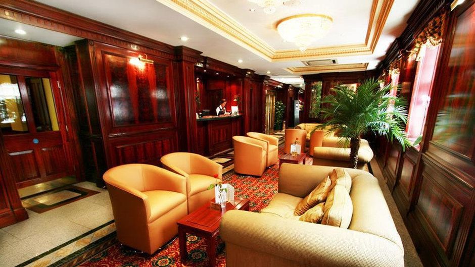 Gem Fitzrovia Hotel Lobby