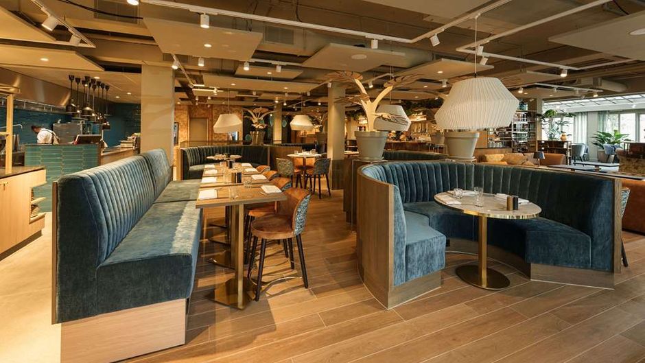 Carlton Oasis Hotel Restaurant