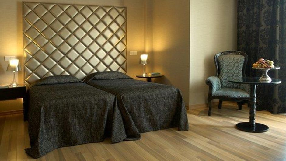 Cleopatra Hotel Room