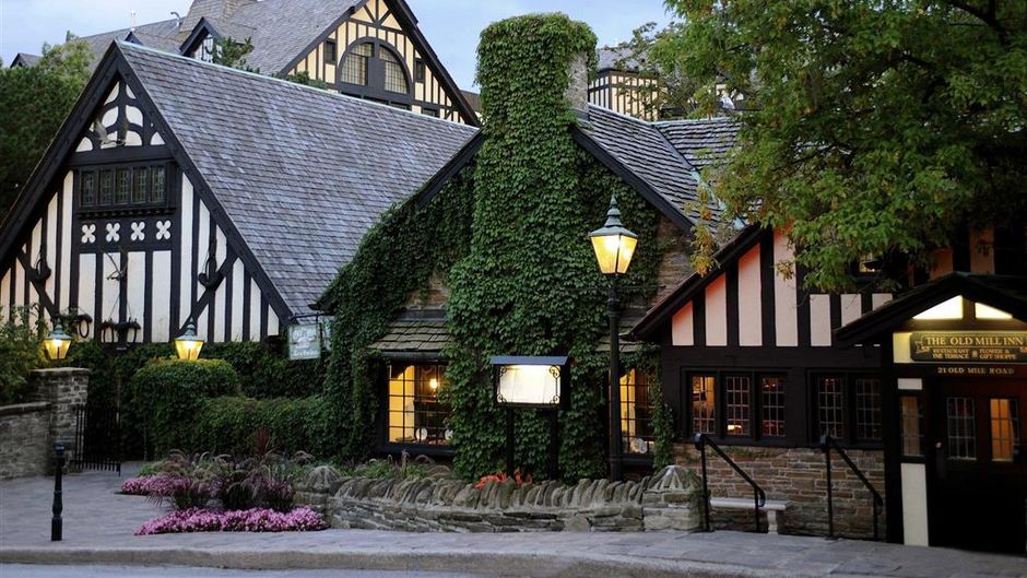 Old Mill Toroto Exterior