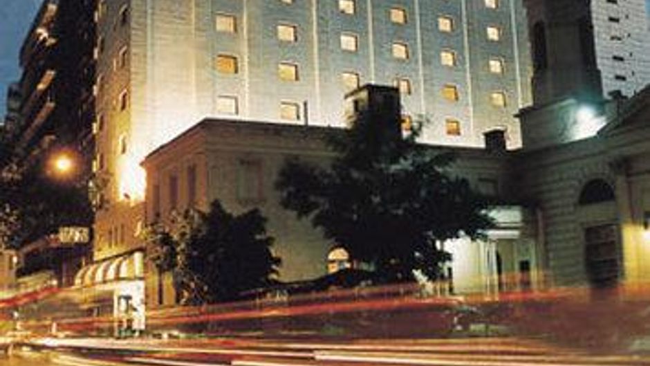 Argenta Tower Hotel & Suites Exterior