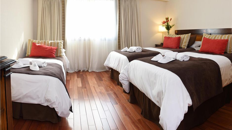 Argenta Tower Hotel & Suites Room