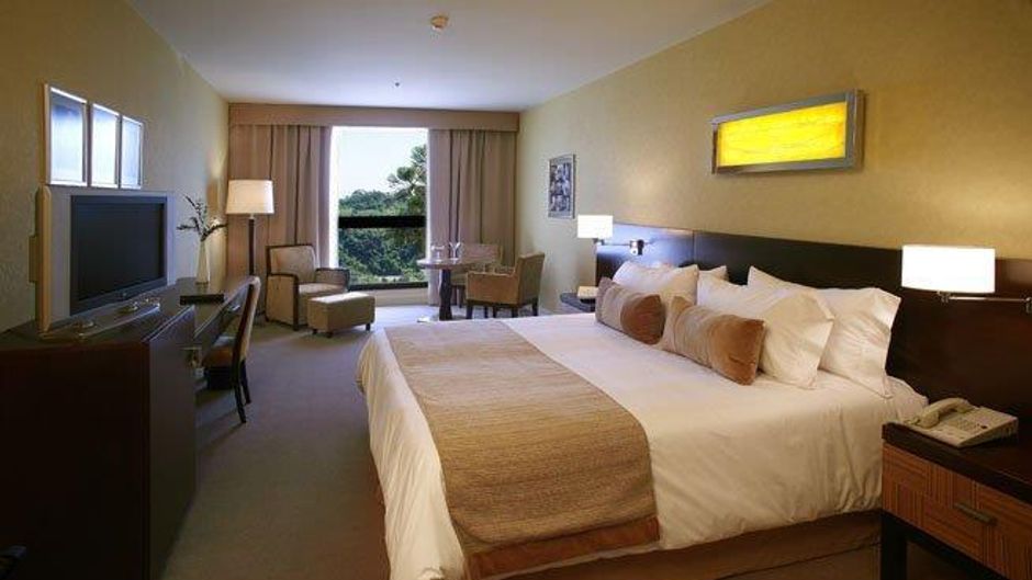 Panoramic Grand Hotel Suite