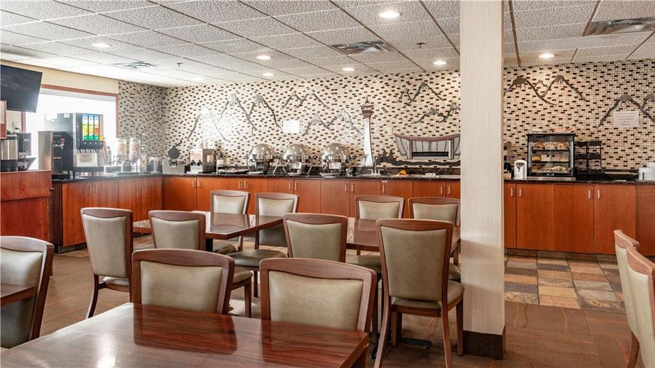 Service Plus Inns & Suites Restaurant