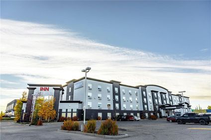 Service Plus Inns & Suites