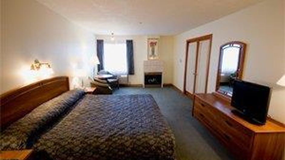 Grand Hotel  Nanaimo Room