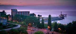Waterfront Hotel Downtown