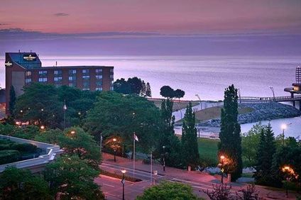 Waterfront Hotel Downtown