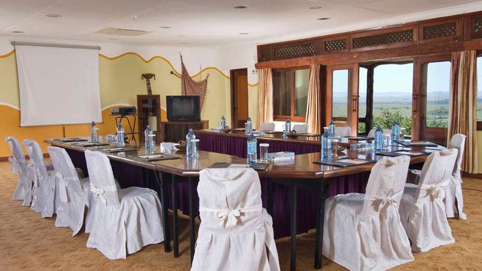 Mara Serena Safari Lodge Meeting