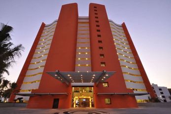 Sunset Plaza Beach Resort & Spa