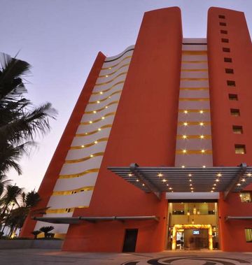 Sunset Plaza Beach Resort & Spa