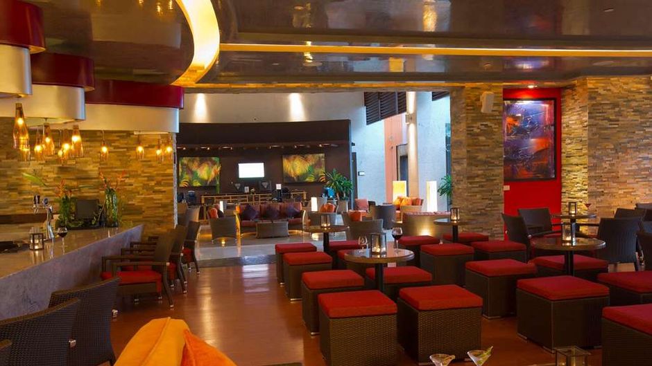 Sunset Plaza Beach Resort & Spa Lobby